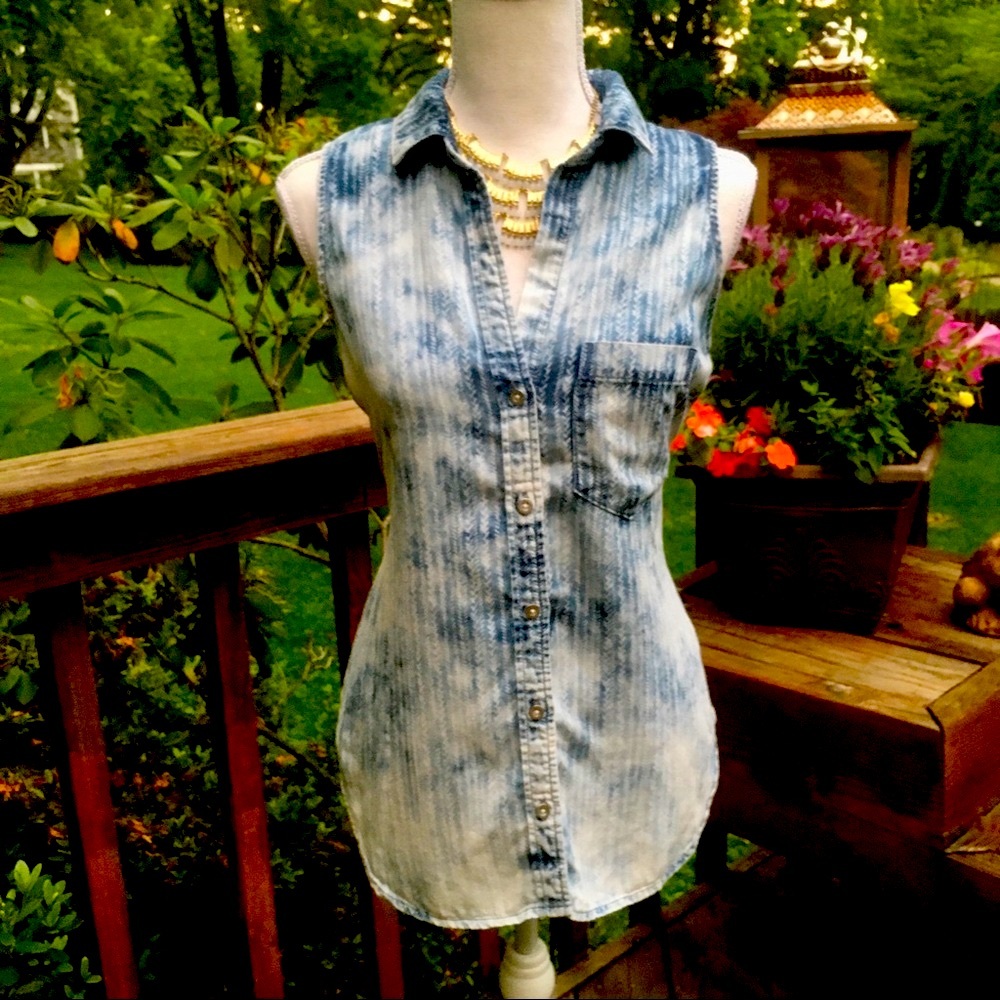 Anthropologie | Cloth & Stone Soft Chambray Button Down Slvless Top Festival EUC - Picture 6 of 16